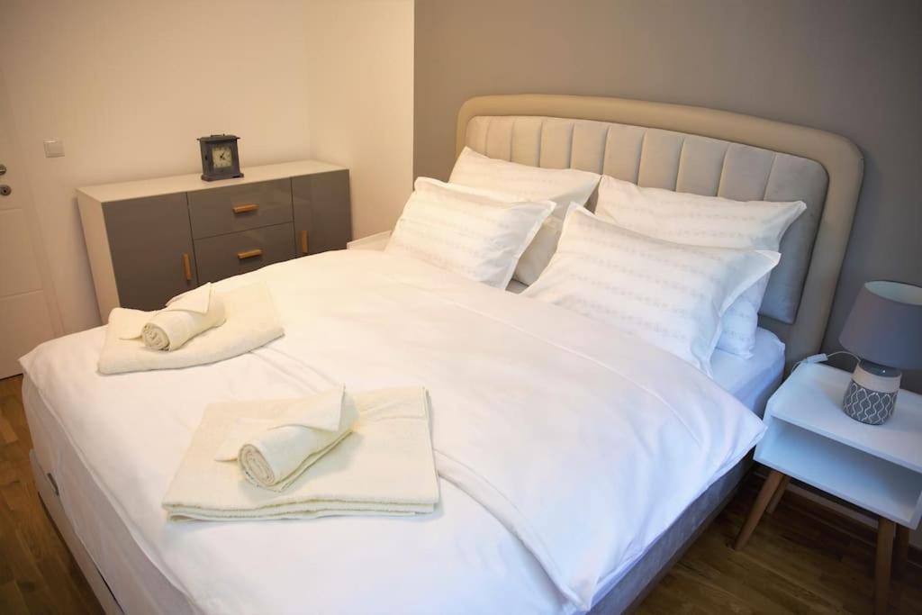 Apartment Divine Mostar Esterno foto