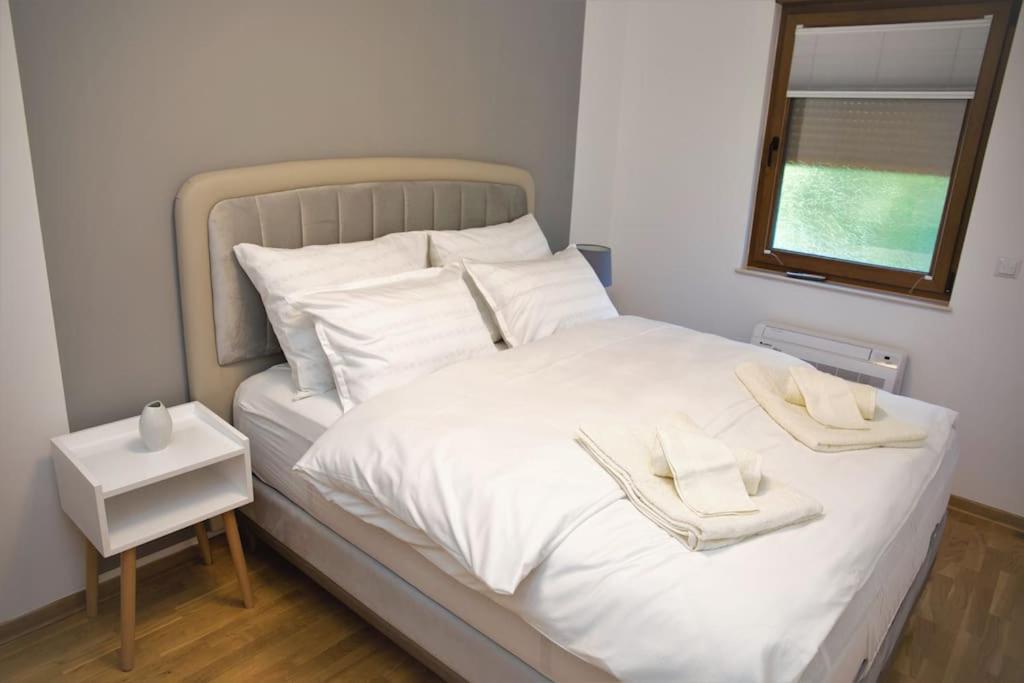 Apartment Divine Mostar Esterno foto