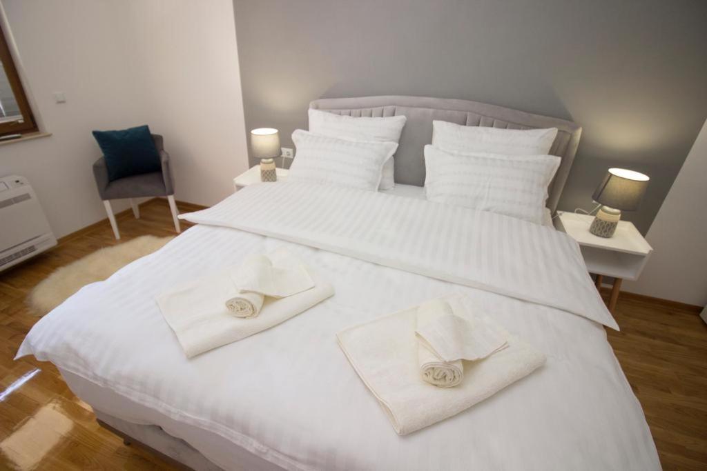 Apartment Divine Mostar Esterno foto